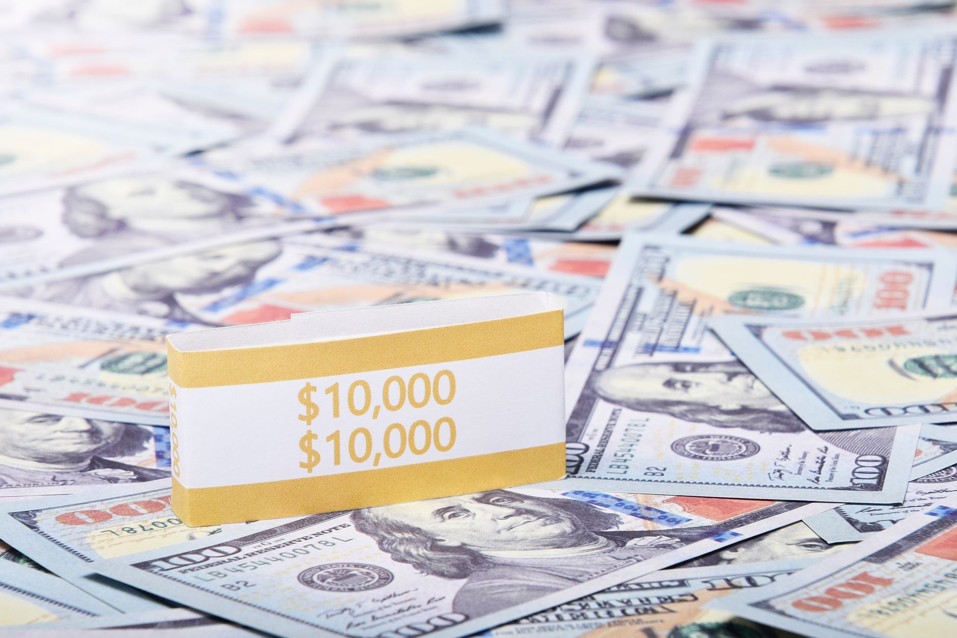 2025 CDL Endorsements Playbook: Boost Earnings $10K with Hazmat & Tanker