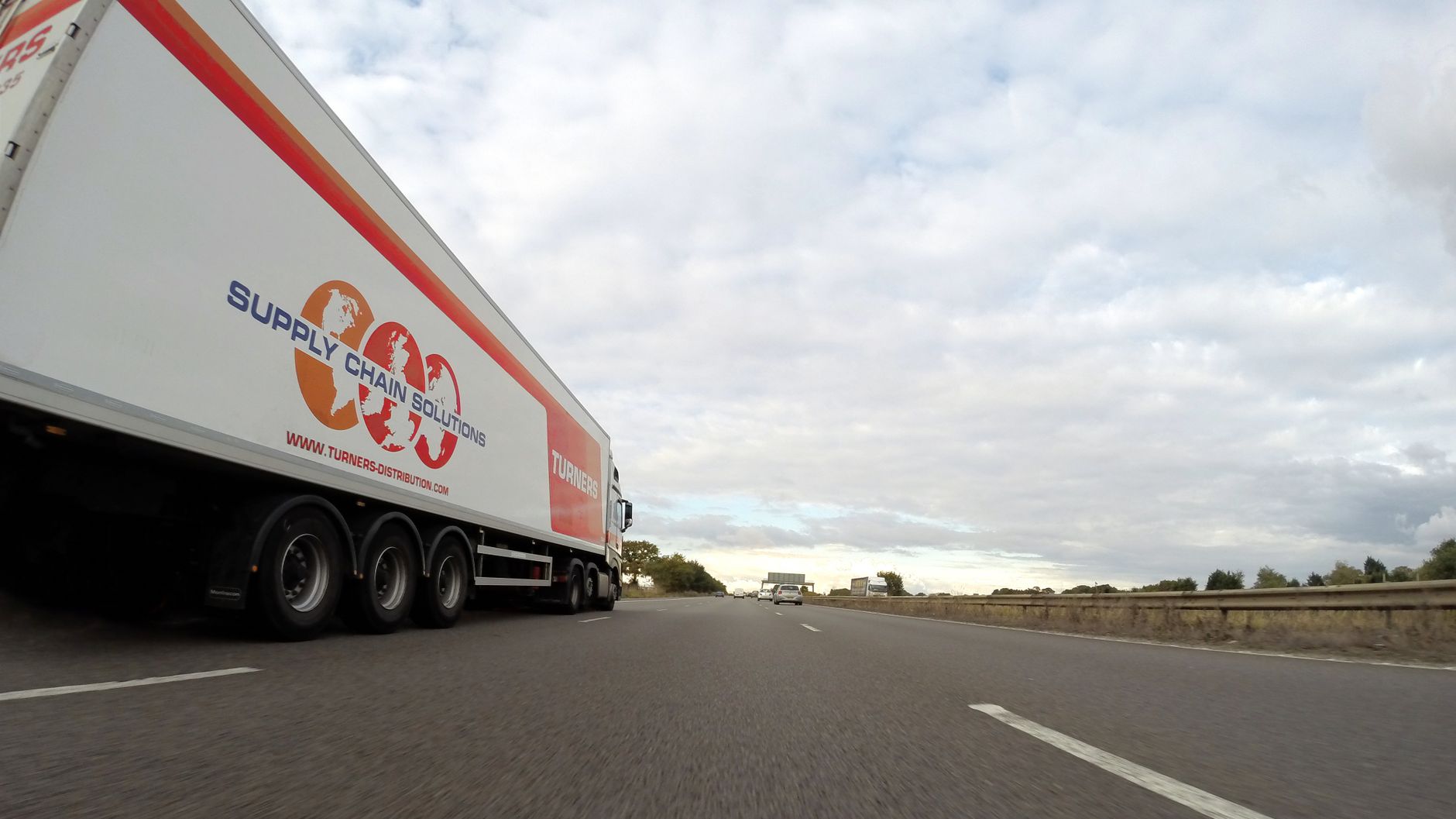 2025 FMCG Distribution Network Playbook: Cut Costs & Boost Speed