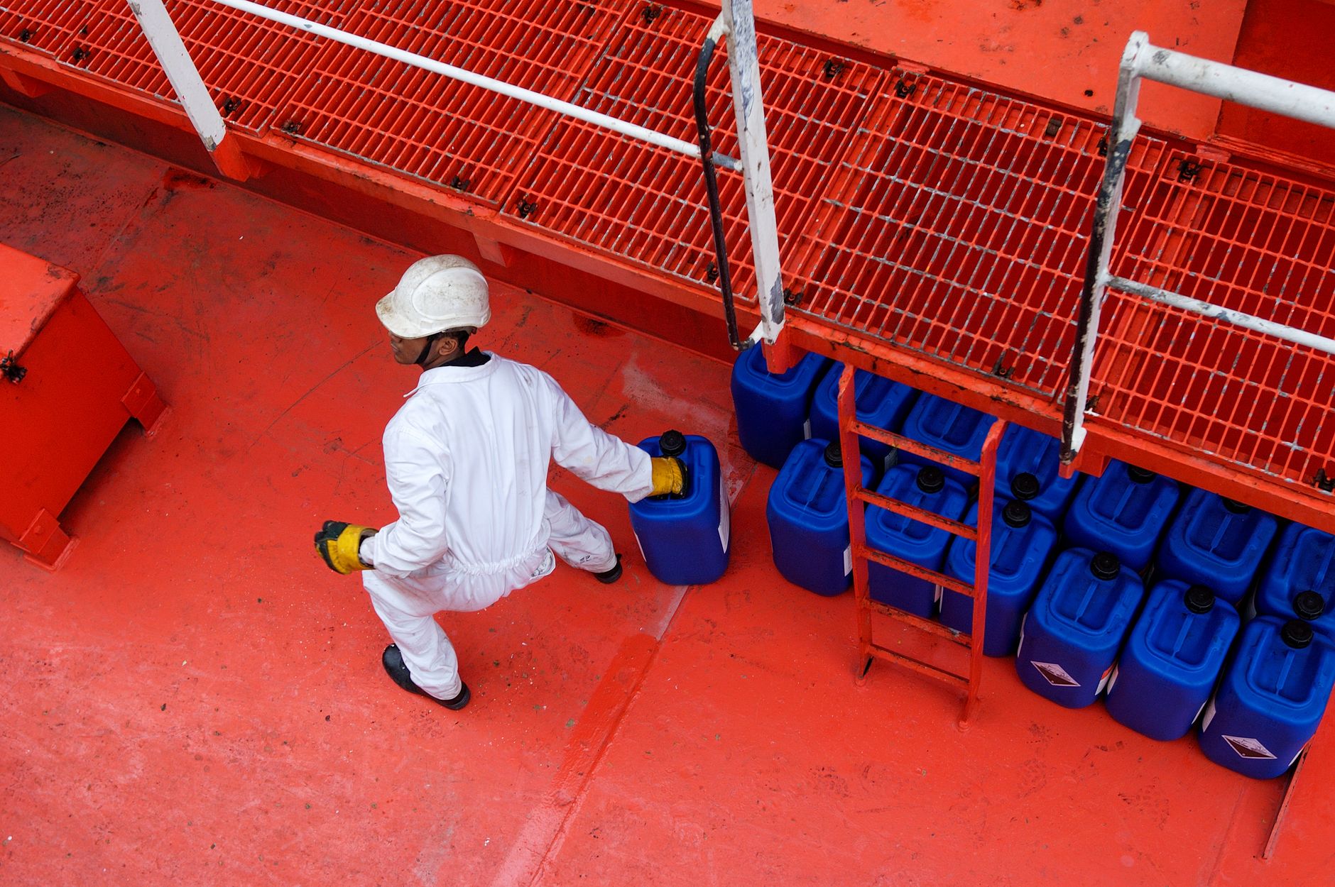 The 2025 Class 9 Hazmat Shipping Playbook: Avoid $50K Fines