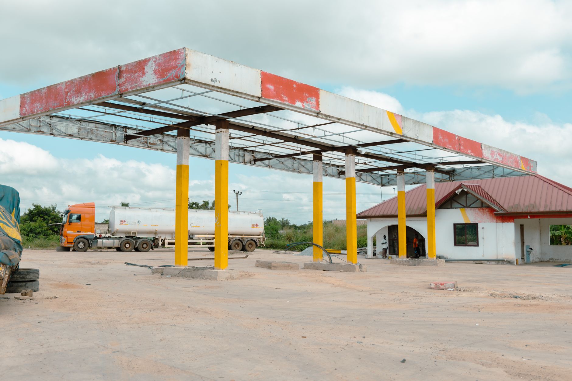 Oilfield Services Logistics: The Empty Miles Problem & 2025 Profit Fix