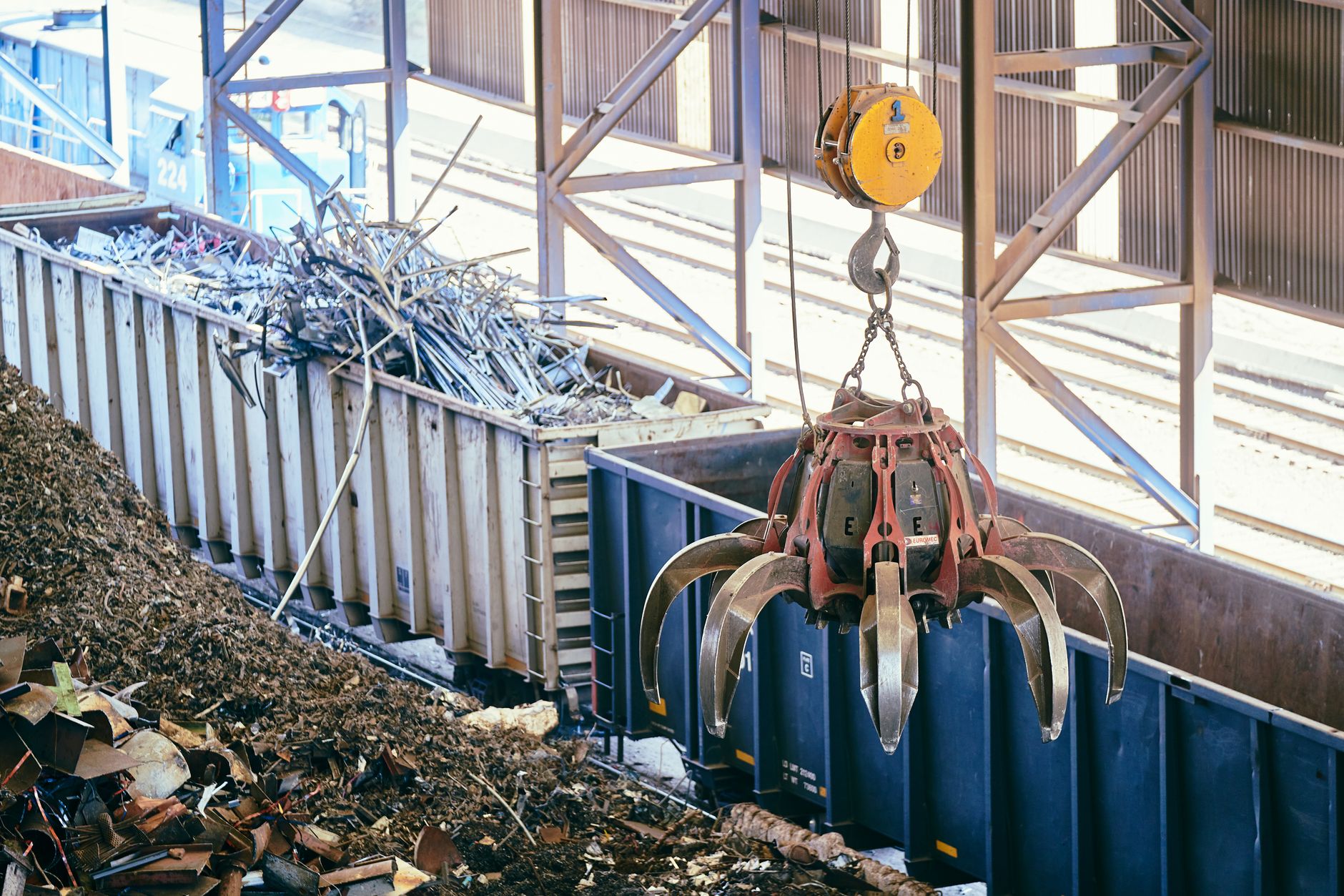 The 2025 Construction Waste Logistics Playbook: Cut Disposal Costs 30%
