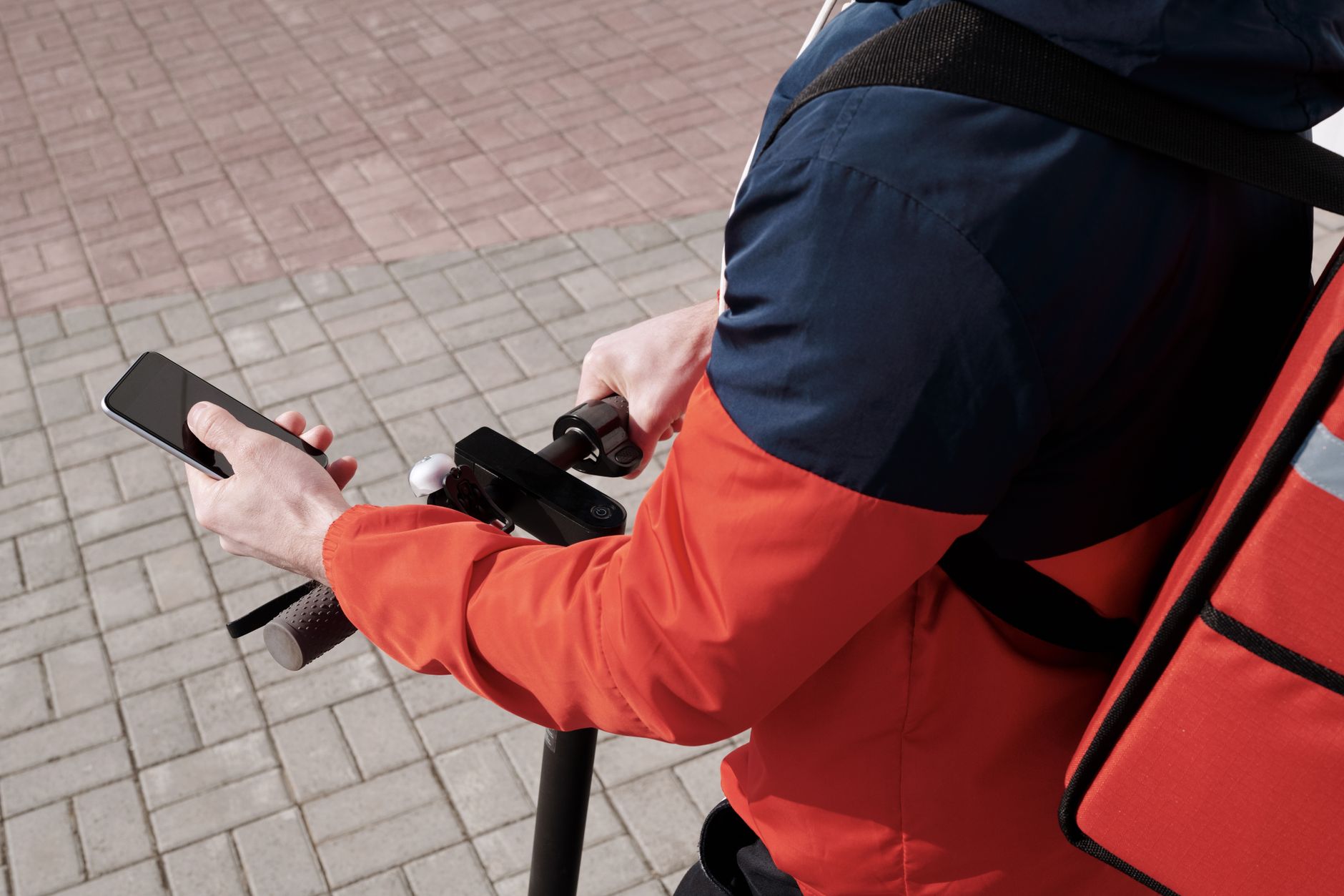 The 2025 Crowd-Sourced Last-Mile Playbook: Slash Costs & Boost Deliveries