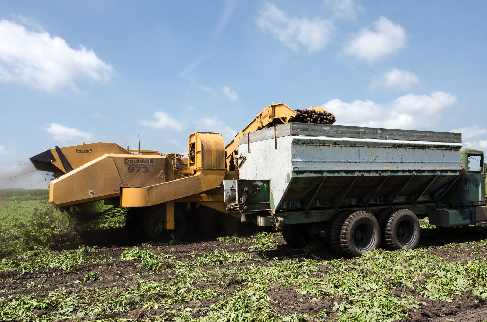 2025 Double/Triple Trailer Endorsement Playbook: Boost CDL Earnings 15%