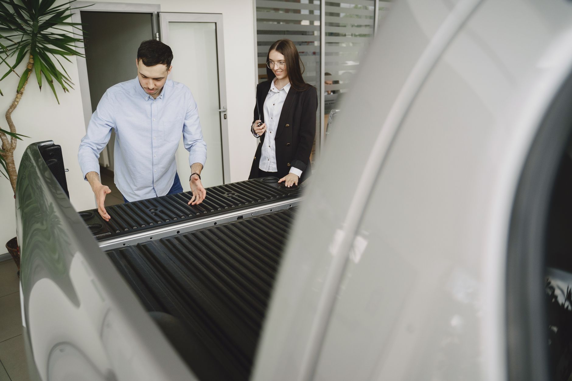 The 2025 Truck Financing Options Playbook: Maximize Your Owner-Operator Profit