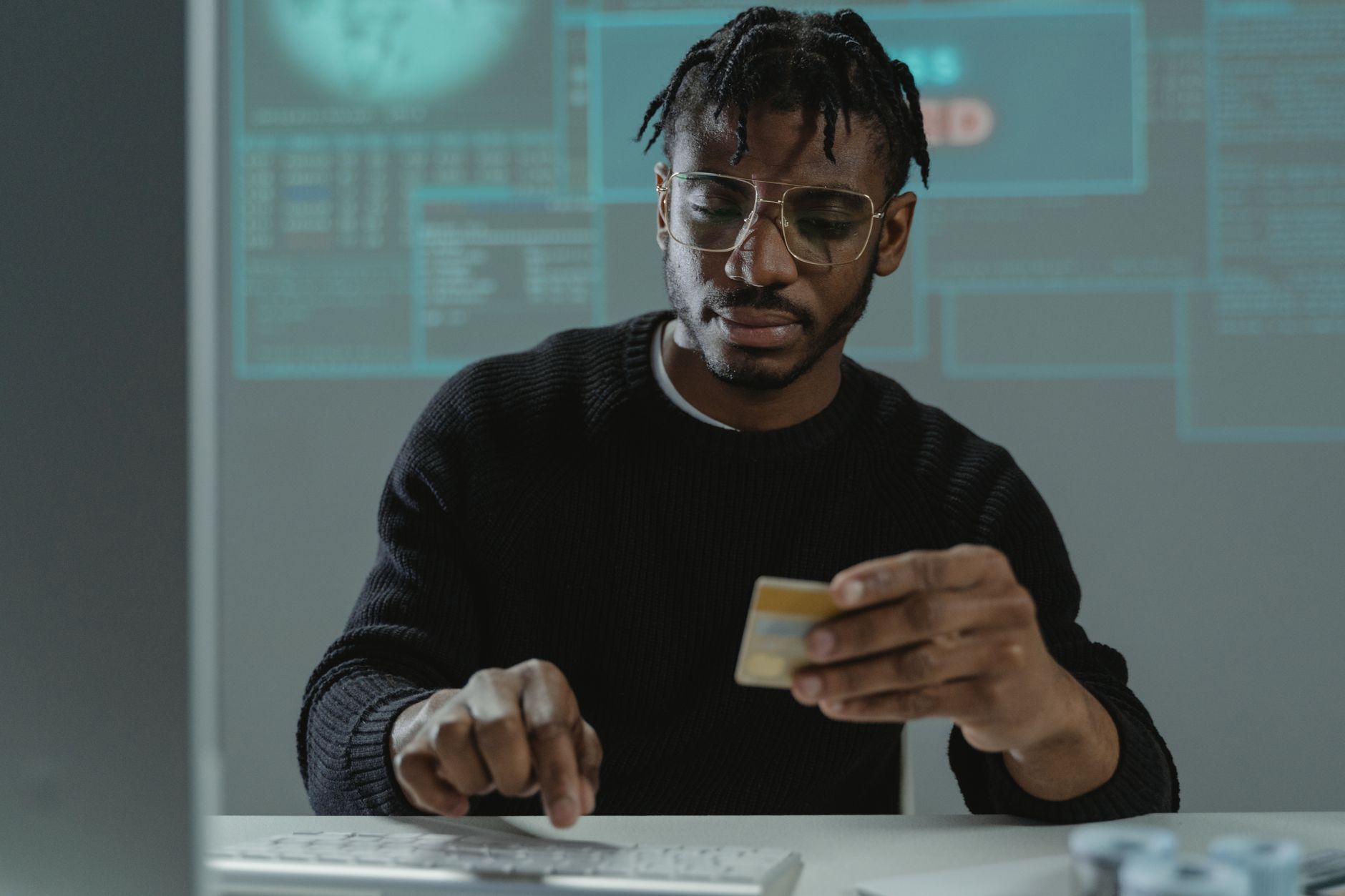 2025 Fuel Card Fraud: Real Cases, Costs & The Expert Fix