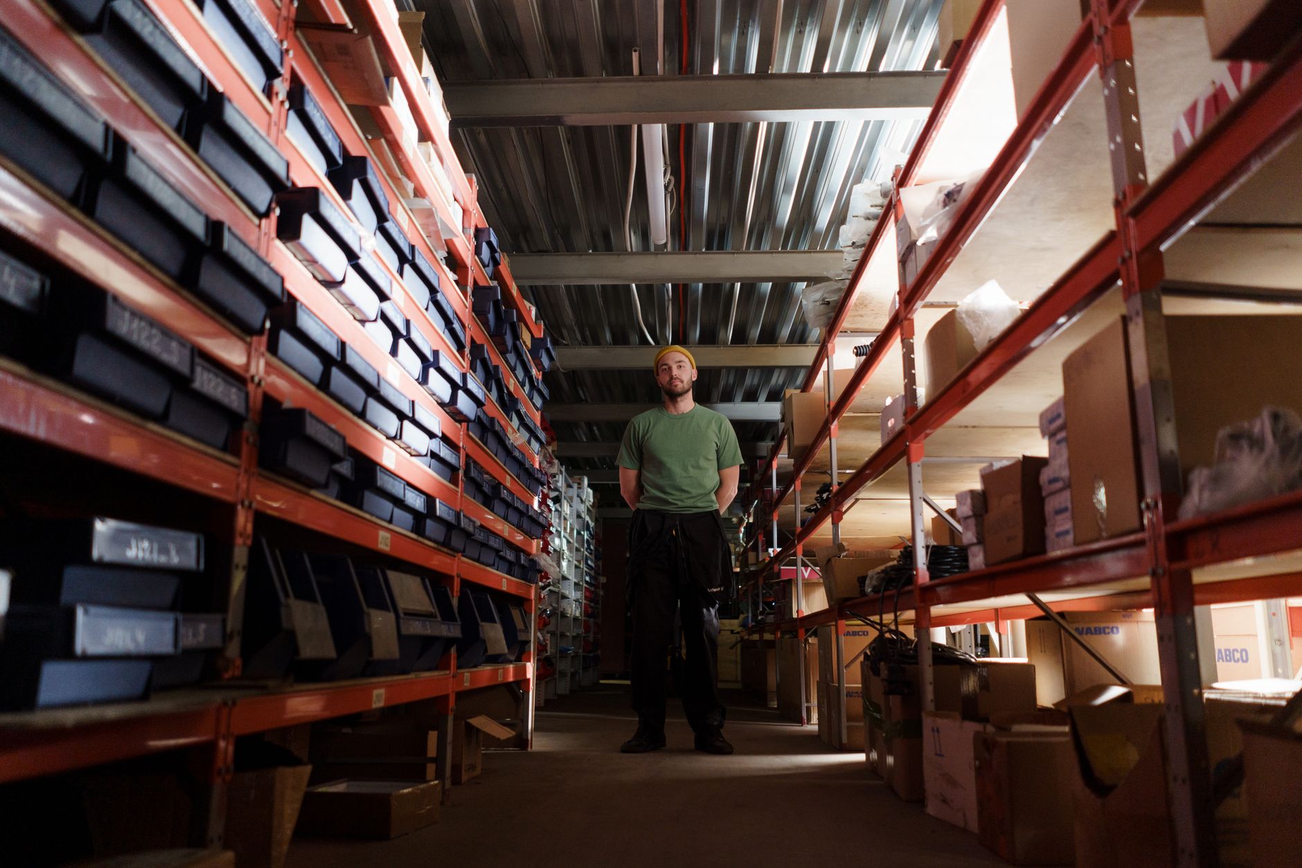 The 2025 Dark Store Fulfillment Playbook: Beat Competitors on Urban Delivery Speed