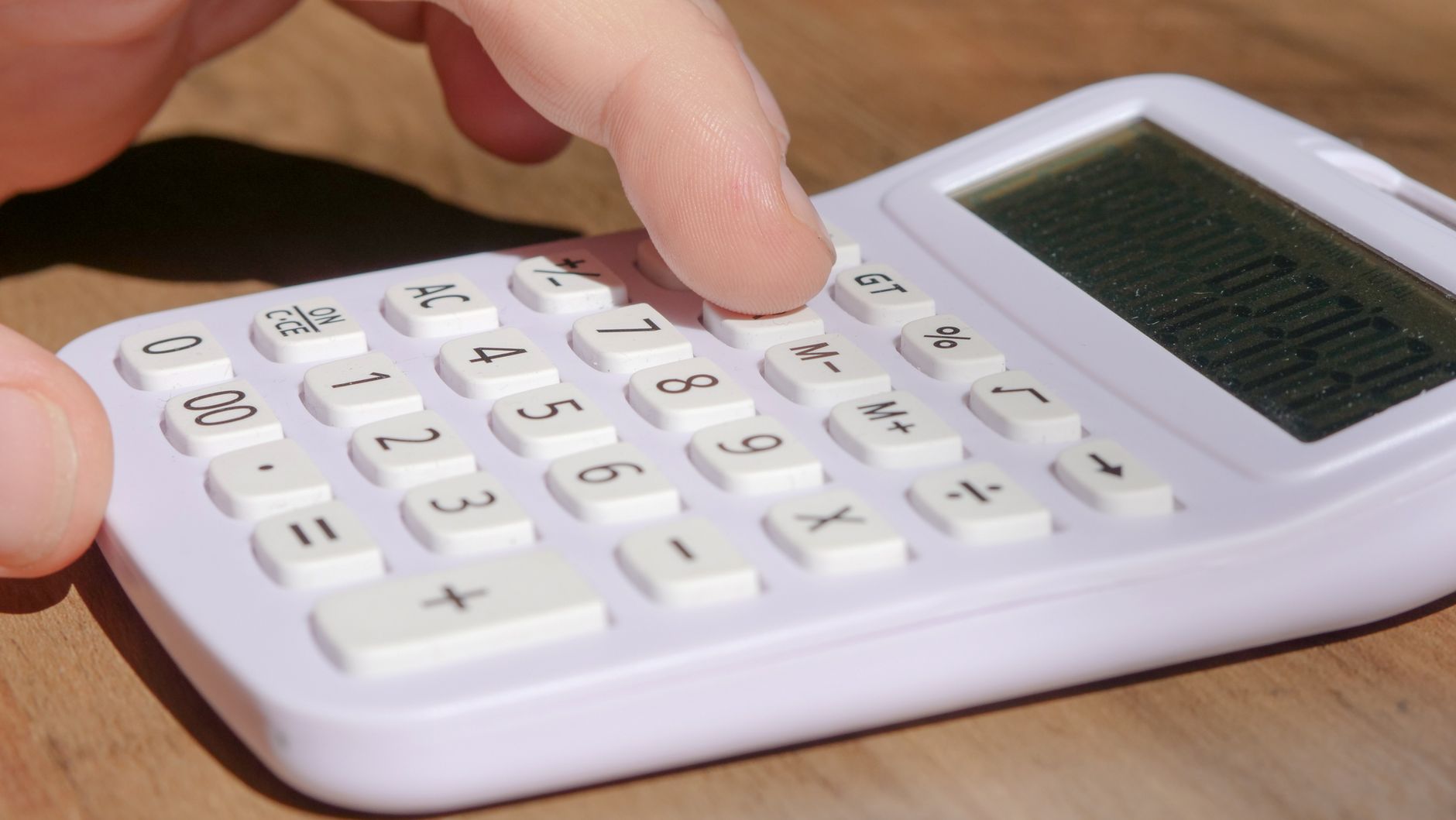 2025 Import Duty Calculation Playbook: Slash Costs, Avoid Surprises