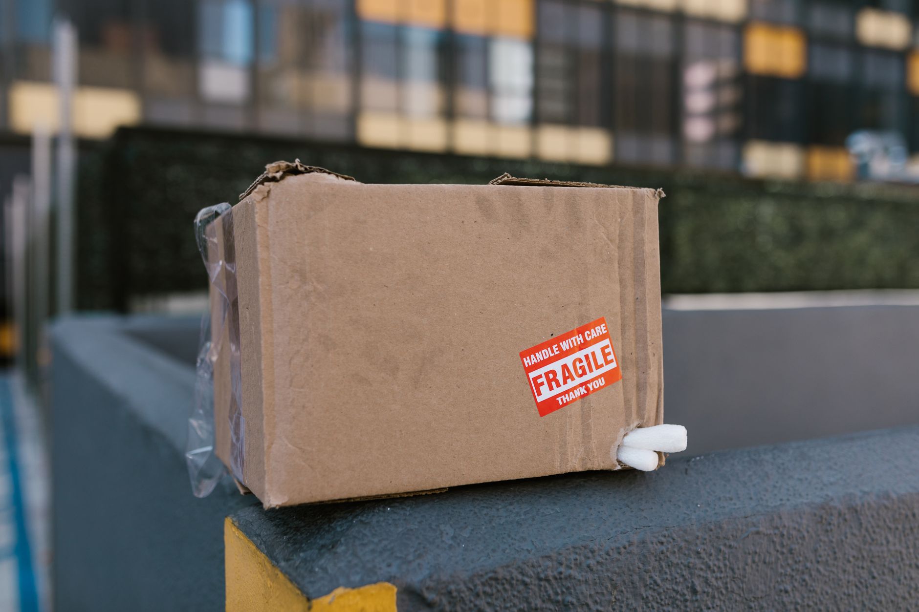 The 2025 Return Packaging Playbook: Slash Damage by 30%, Cut Reverse Logistics Costs