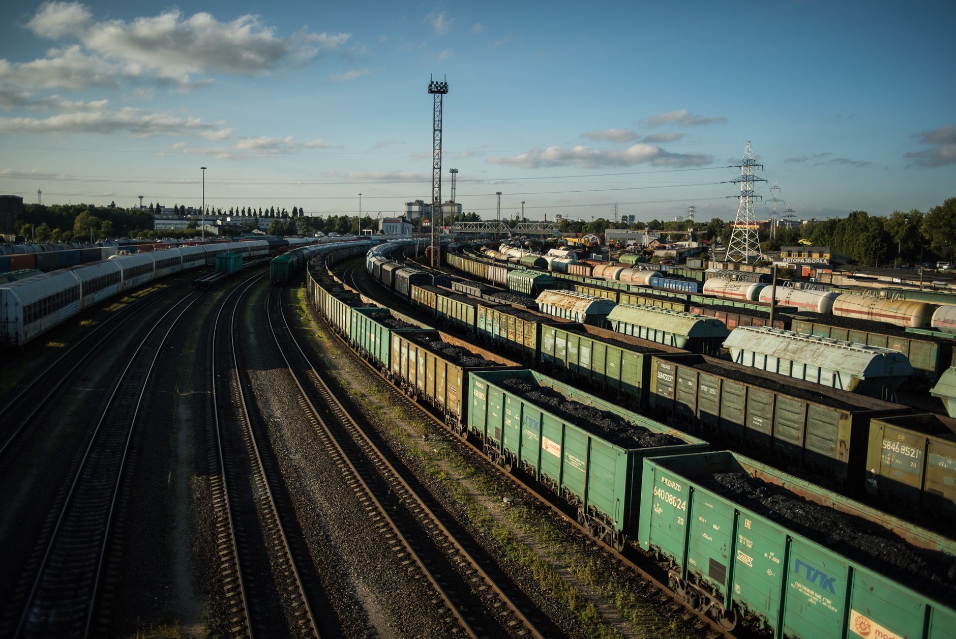 The 2025 Yard Management System Playbook: Cut Wait Times by 20% & Boost Throughput