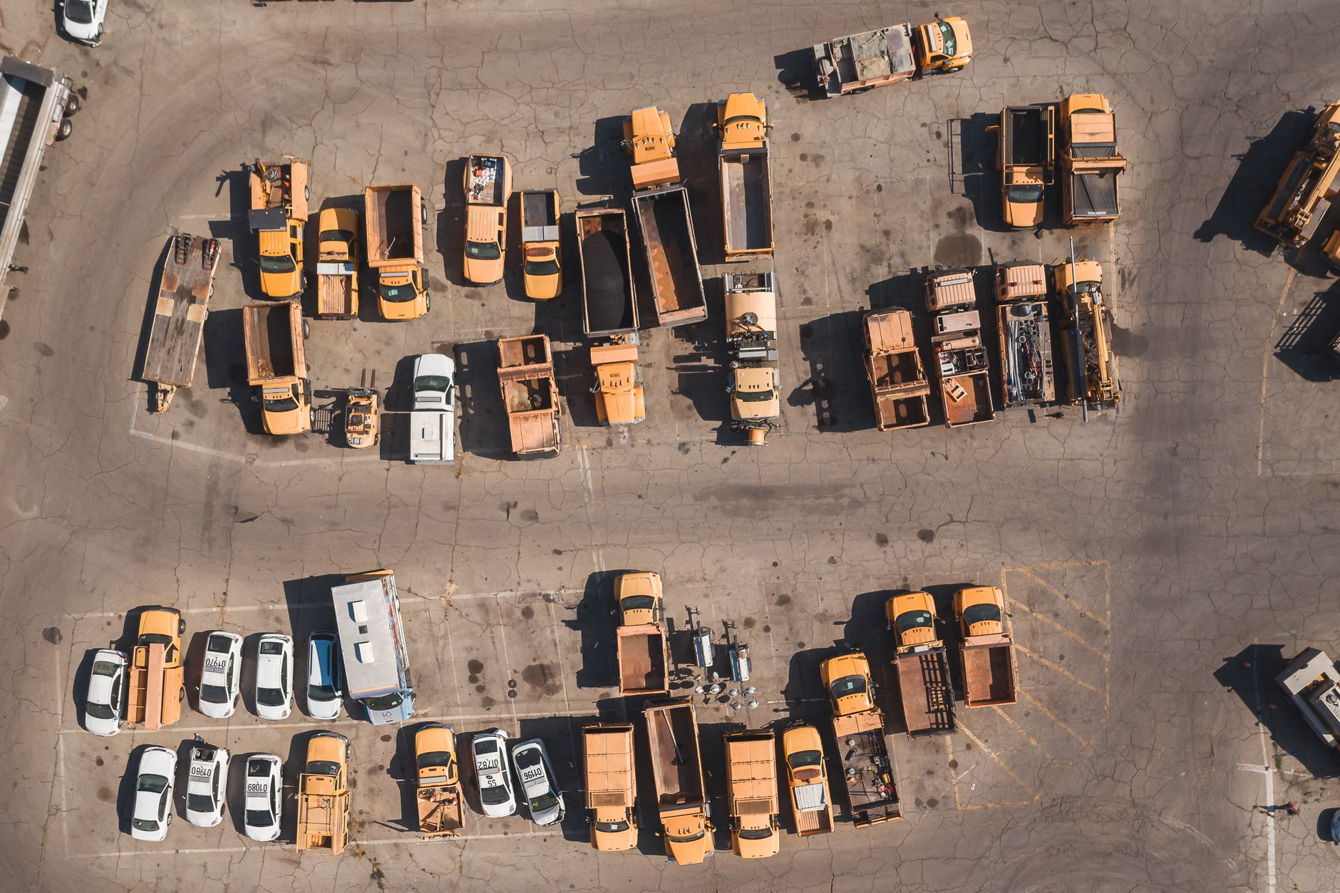 The 2025 Predictive Fleet Maintenance AI Playbook: Cut Downtime 30%